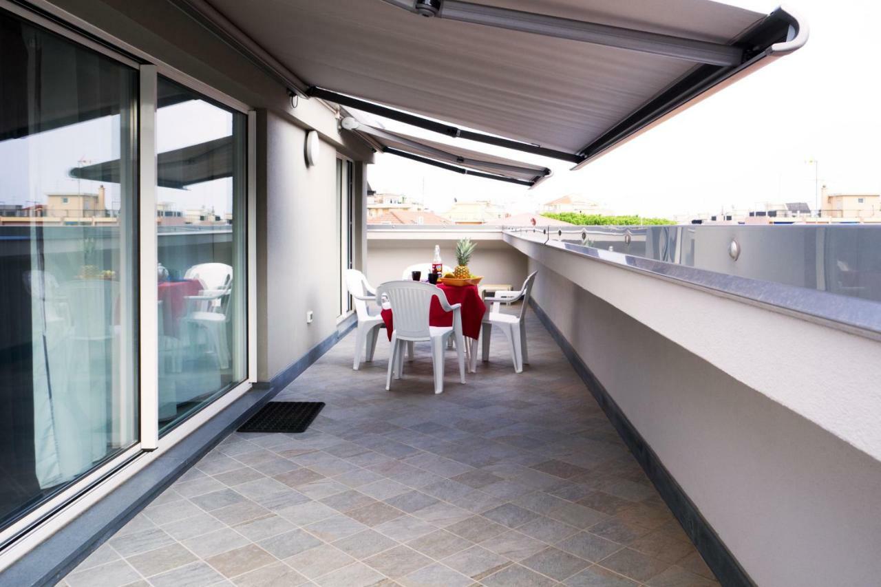 Apartament Attico Mutti Loano Zewnętrze zdjęcie